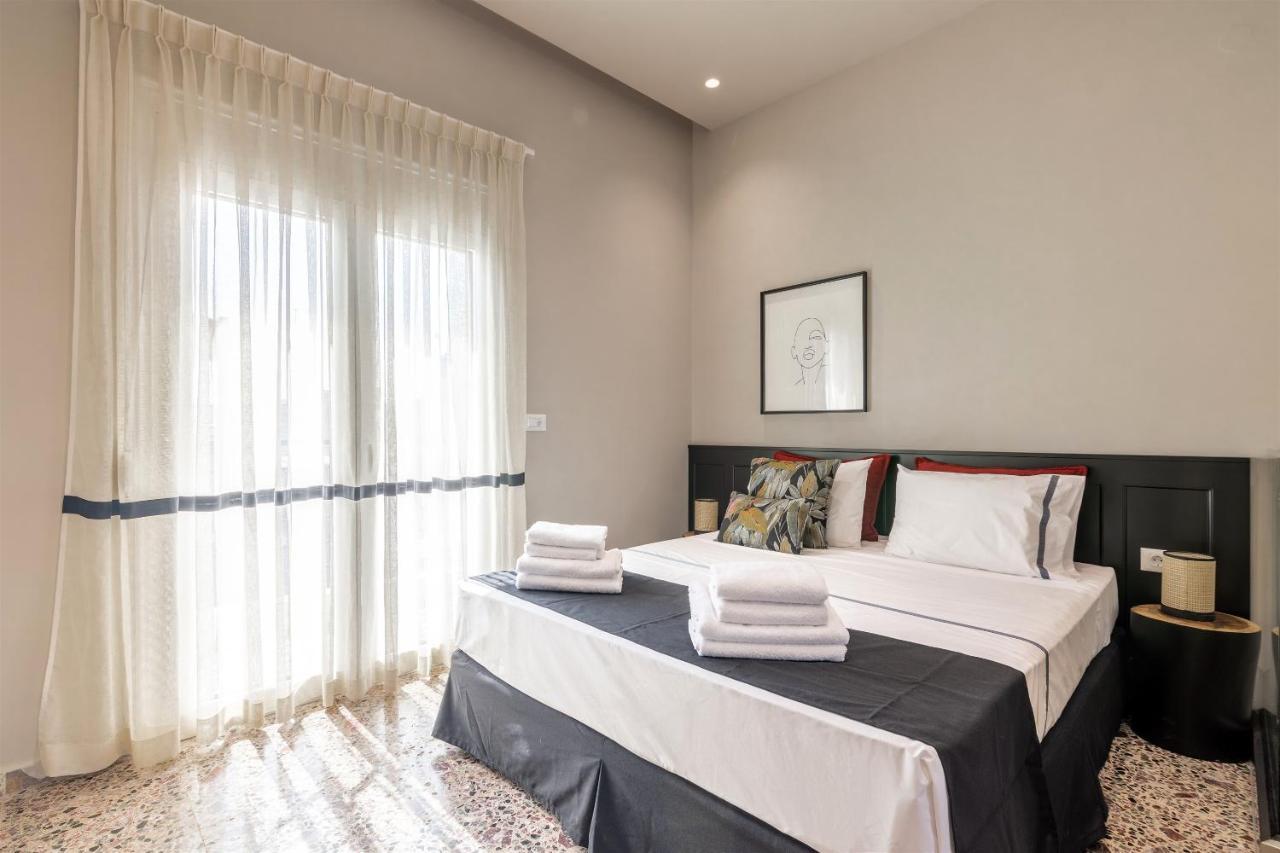 Andrews Luxury Suites Near The Airport Heraklion  Exterior photo